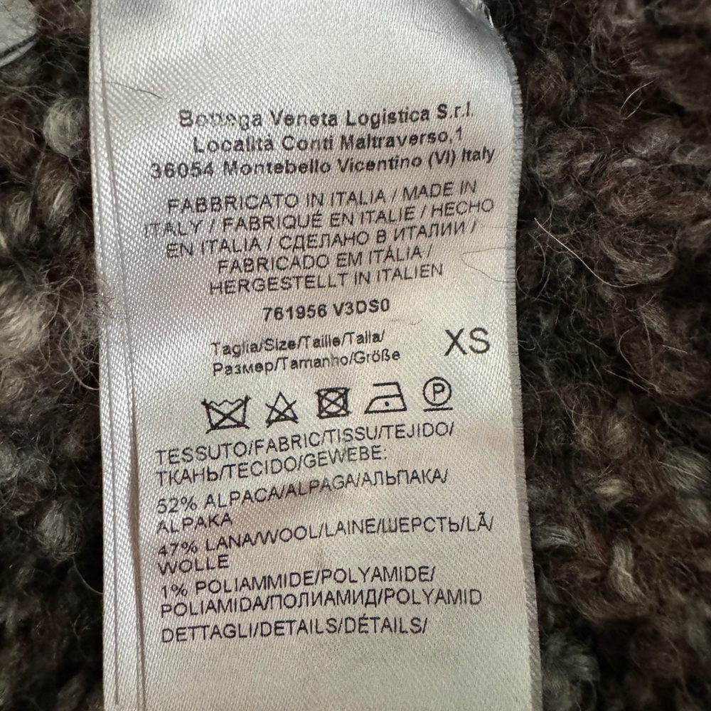 Bottega Veneta Knit with Knot Buttons - Picture 11 of 13